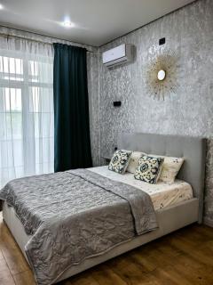 LUX Green Apartments - 8