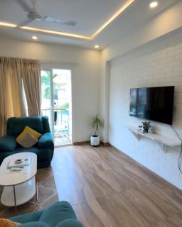 Feel Goa with Poolview Luxury Apartment - 1