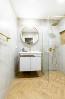 RICH 8 Apartment - 2