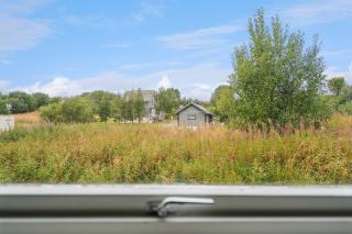 Live Like a Local in Leknes, Sleeps 6, Free Parking - 7