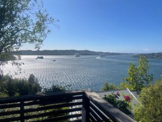 Leirvikneset Panoramic Sea View House - 2
