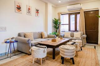 2BHK Jewel by Hauz Khas Fort - 9