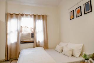2BHK Jewel by Hauz Khas Fort - 1