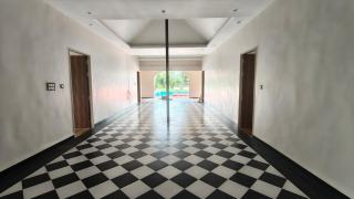 Royal Escape Lake Resort - 0