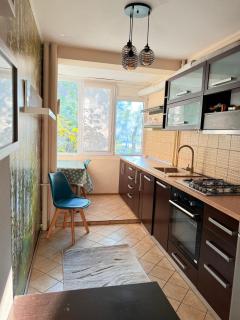 Bright & Modern Apartment - Park View - 6