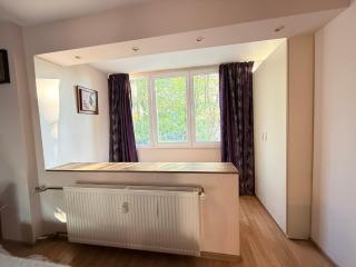 Bright & Modern Apartment - Park View - 1