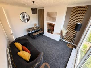 Stylish 3BR Home Near NEC, BHX, HS2 JLR - 9
