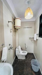 Stylish 1BHK Oasis Chattarpur - 6