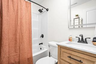 Updated 3BR Noblesville Home near Ruoff - 5