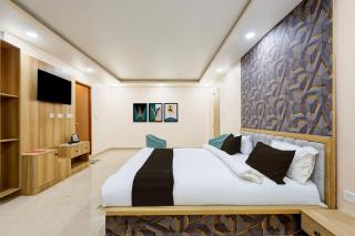 HOTEL O RAVIKA GRAND - 2