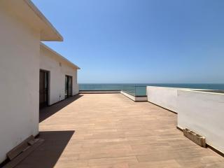 Beachfront villa with direct beach access - 8