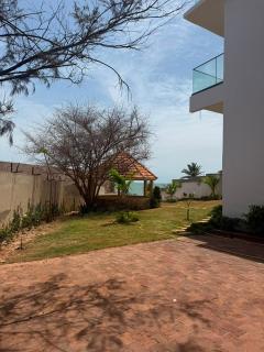 Beachfront villa with direct beach access - 2