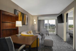 Courtyard by Marriott Tysons McLean - 6