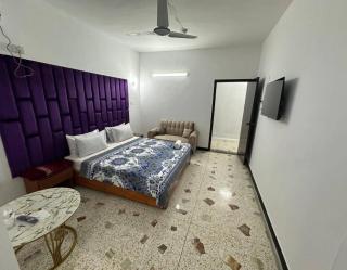 Paradise Guest House DHA - 7