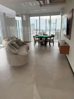 Suite Uptown Drei in Equipetrol - 6