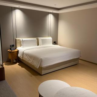 Atour Hotel Beijing Fuxingmen - 9