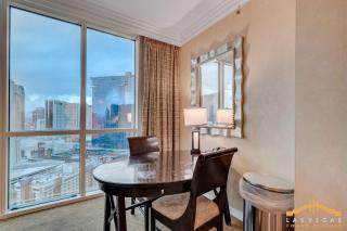 MGM Signature-23-619 Strip View Jacuzzi Studio - 8