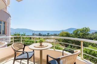 Radhima Res 10 - Double Room, Sea View - 0