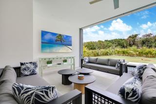 Lux retreat with pool, jacuzzi & staff included in Cap Cana - 2