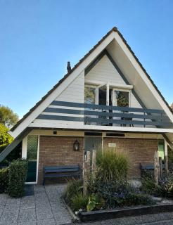 Holiday villa walking distance to North sea beach - 0