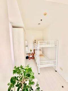 Azure Staycation Deluxe Unit 1615 - 6