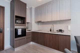 Premium! Stylish New Apartment in the Heart of Barrio Italia - 1