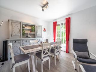 Beautiful villa with private heated pool - 8
