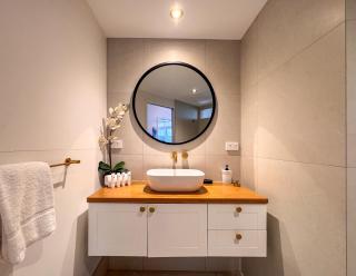 Northpoint Holiday Apartments - 7