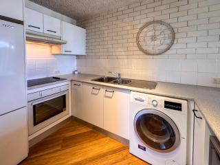Northpoint Holiday Apartments - 5