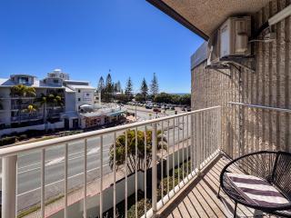 Northpoint Holiday Apartments - 1