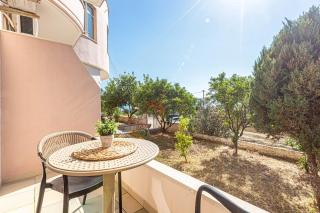 Radhima Res 112 - Double Room, Sea View - 3