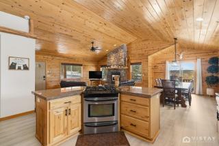 Willis Woods Cabin with Arcades and Fire Pit - 5