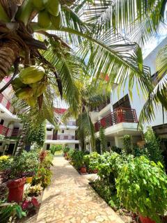 Hotel Sueños Dorados - 4