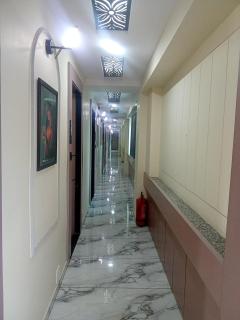 Hotel Sunstar Inn - 1