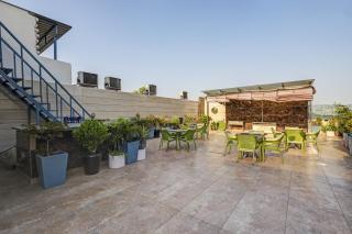 Hotel Karan Holidays Near Pitampura Metro Station - 9