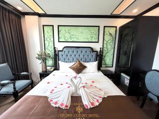 Crown Luxury Hotel - 8