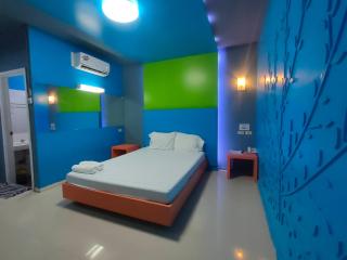 โรงแรมแฮปปี้ สามชุก Happy Motel samchuk - Sam Chuk - 1