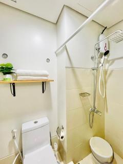 SM 5 Modern & Radiant Studio - 5