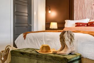 Frisco | 2BR King + Bunk | Near Universal | Pool - 9