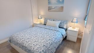 Entire Private Suite - 5 Min Walk to SkyTrain, Free Parking, 15 Mins to Downtown - 8