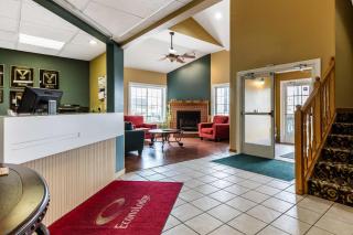 Econo Lodge Inn & Suites Dickson - 5