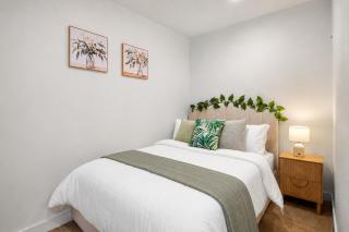 2BR Urban Jungle Escape Walk to Everything - 1