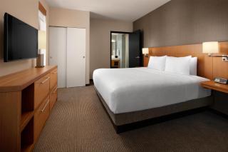 Hyatt Place Calgary Airport - 7