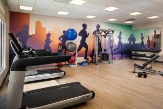 Hyatt Place Calgary Airport - 2