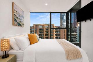 2BR Boho Oasis Central City Living - 9