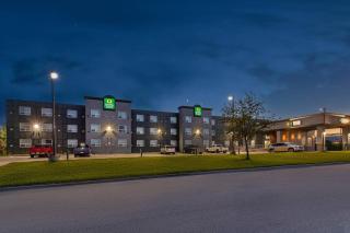 Quality Inn & Suites Whitecourt - 7