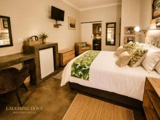 Laughing Dove Boutique Hotel - 3