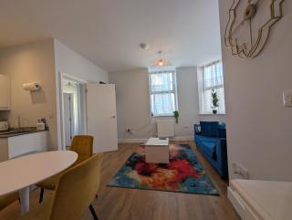 3 Bedroom at Folkestone Harbour Arm - Sleeps 6 - Long Stays Welcome - 7