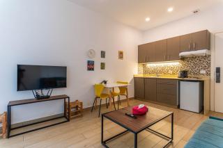 B-nine Batroun Central | Studio w/ Parking - 5