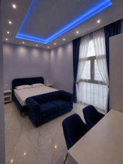 Boutique Studio - 6